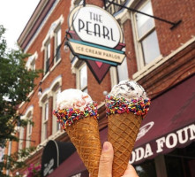 The Pearl Ice Cream Parlor outside