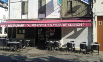 Au bon coin aux pieds de cochon inside