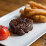 Cut & Grill Dentro