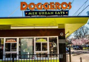 Doggeros outside