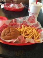 Freddy's Frozen Custard Steakburgers food