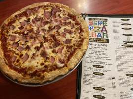 Big Pie Pizza food