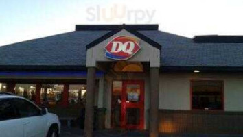 Dairy Queen outside