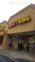 Donut King food