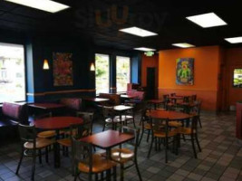 Taco Bell inside