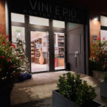 Vini E Più Posteria E Caffè À l'intérieur