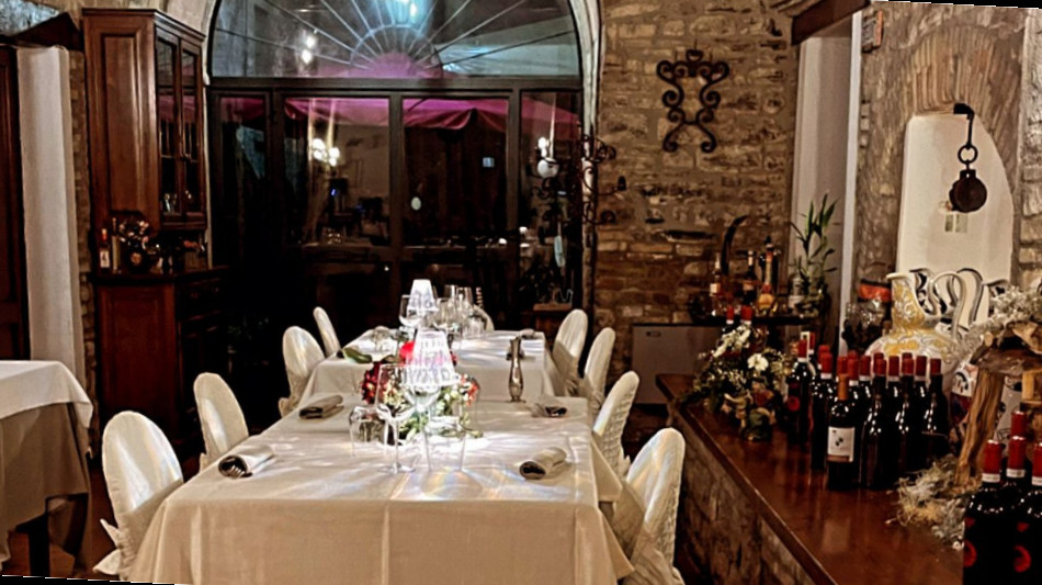 Conte Fabiani E Osteria Nonna Eleonora À l'intérieur