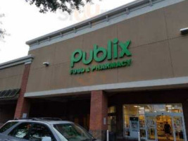 Publix outside