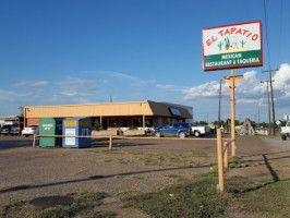 El Tapatio outside