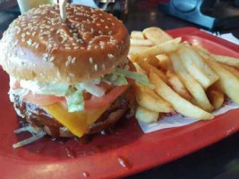 Red Robin Gourmet Burgers And Brews food