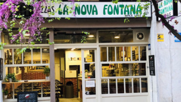 La Nova Fontana outside