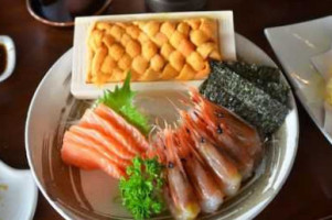 Sushi Tei food