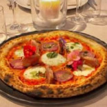 La Piazzetta food