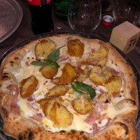 Gianmarco Castello Pizzeria Gourmet Braceria food