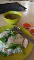 Hua Kee Chicken Rice food