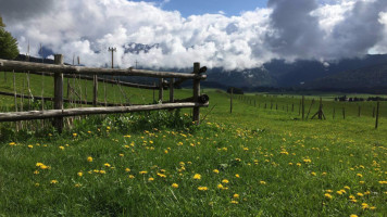 Rifugio Casa Vallorch outside