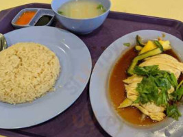 Yishun 925 Chicken Rice (jurong East) food