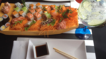 Sushi Barreiro food