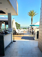 Boxwood On The Roof At The London West Hollywood inside