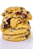 Chunk Cookies food