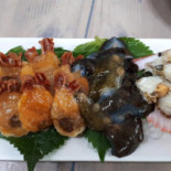 진동활어횟집 food