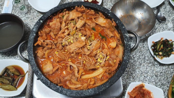 맘포식당 food