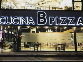 B Cucina Pizza inside