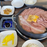 빅쭌부대찌개거창점 food