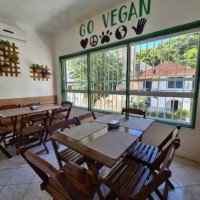 B-vegan Gastronomia Vegetariana inside