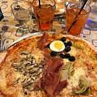 Pizzeria food