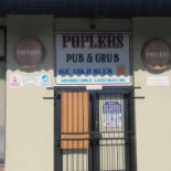 Poplers Pub Dentro
