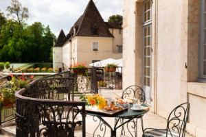 Rotisserie Du Chambertin food