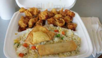 Egg Roll House food