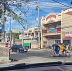 Yahel’s Panciteria outside