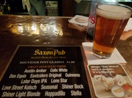 Saxon Pub inside