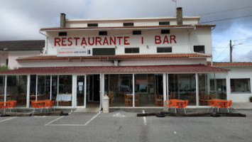 Lorde Alcides. Restaurante Bar outside