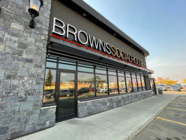 Browns Socialhouse outside