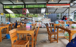 ก๋วยเตี๋ยวเป่าปาก สามพี่น้อง food