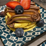 Ravee De Villa food