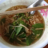 ร้าน มลฤดี ก๋วยเตี๋ยวแชมป์ อาหารตามสั่ง outside