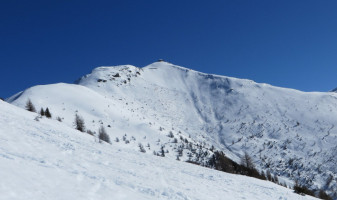 Hahnspielhutte Rifugio Gallo Cedrone outside