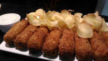 A Croqueteria food