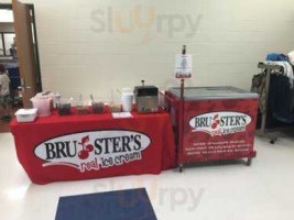 Bruster's Ice Cream food