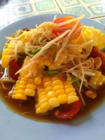 ร้านส้มตำป้ารัตน์ food