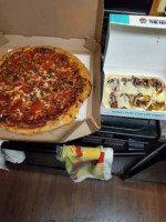 Pizza Hut food