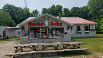 Gourmet Galley Marketplace Delicatessen inside