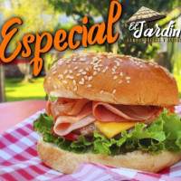 El Jardin Hamburguesas Y Alitas food