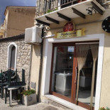 Peccati Di Gola outside