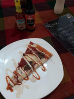 Las Pizzas De Kal food