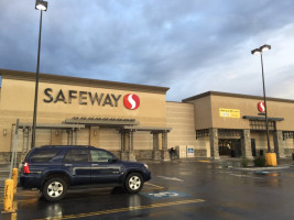 Safeway outside